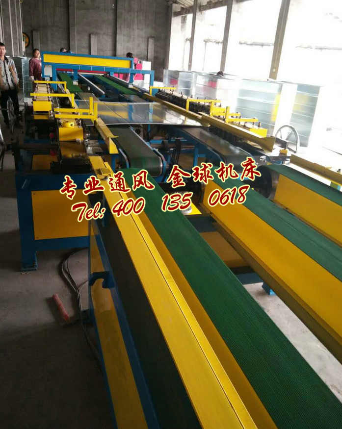 成都風(fēng)管生產(chǎn)線(xiàn)施工現場(chǎng)